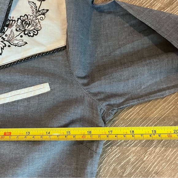 Ladies Sz Small Gray/blue Adiktd Long Sleeve Embroidered Western Shirt - Picture 7 of 9